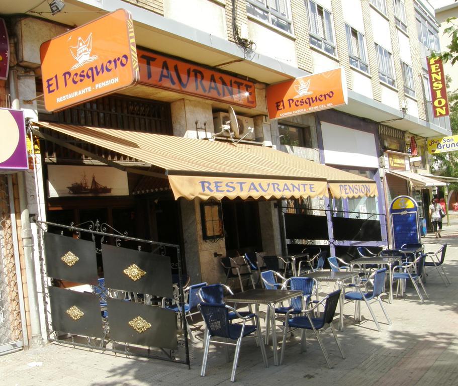 Hostal El Pesquero Burgo Exterior foto